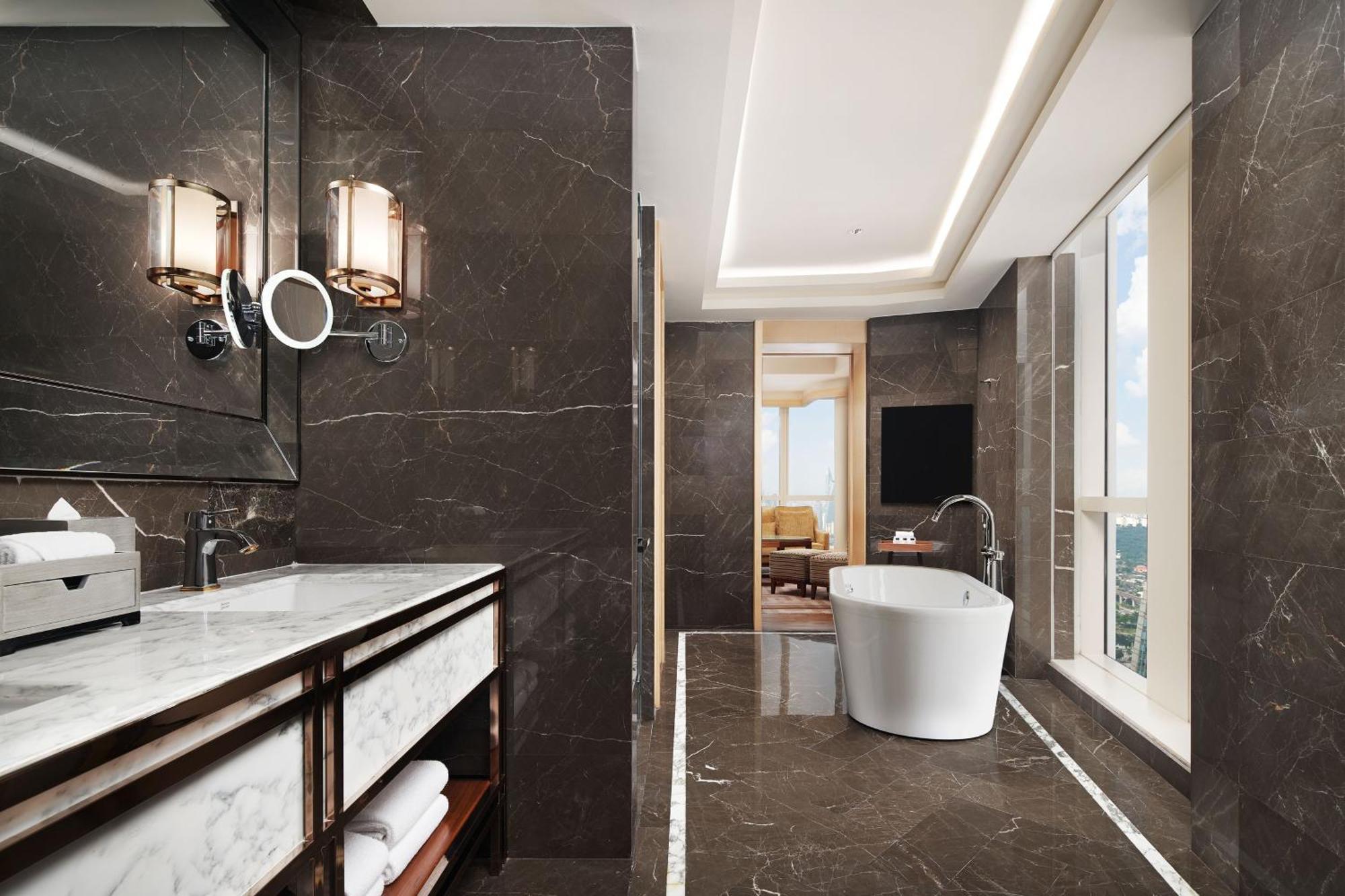 Sheraton Petaling Jaya Hotel Eksteriør bilde Bathroom